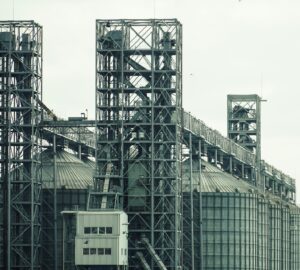企業逐漸面臨供應鏈減碳、盤查壓力 業者指缺法規要求 環部將擴盤查對象。圖：Unsplash