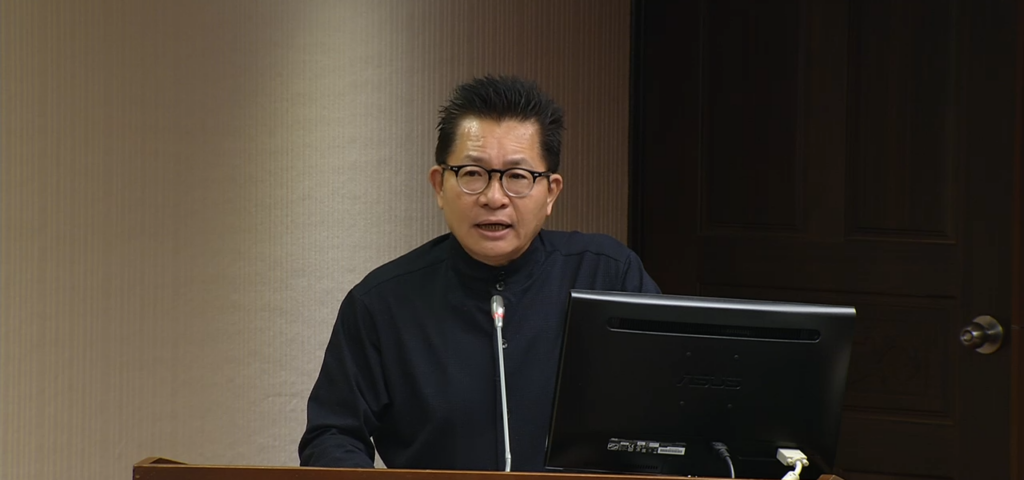 吳春成等人所提版本將「壯世代」定義為55歲以上